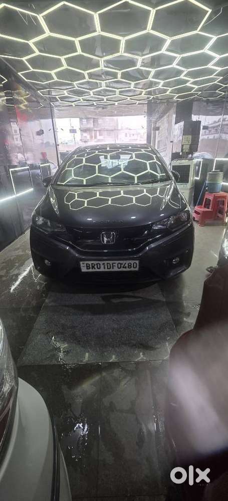 Honda Jazz V Mt Privilege, 2017, Petrol