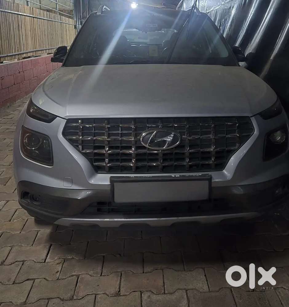 Hyundai Venue 2019 Diesel Well Maintained Ok Condition Single Owner