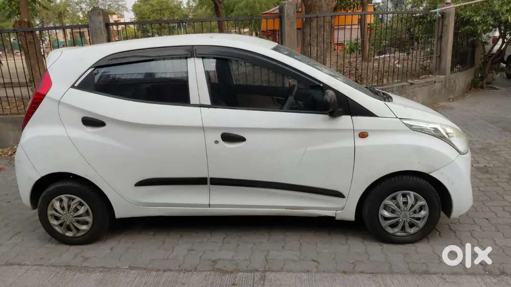 Hyundai Eon 2012 Petrol Well Maintained