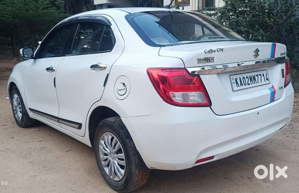 Maruti Suzuki Swift Dzire Vxi Optional, 2017, Petrol