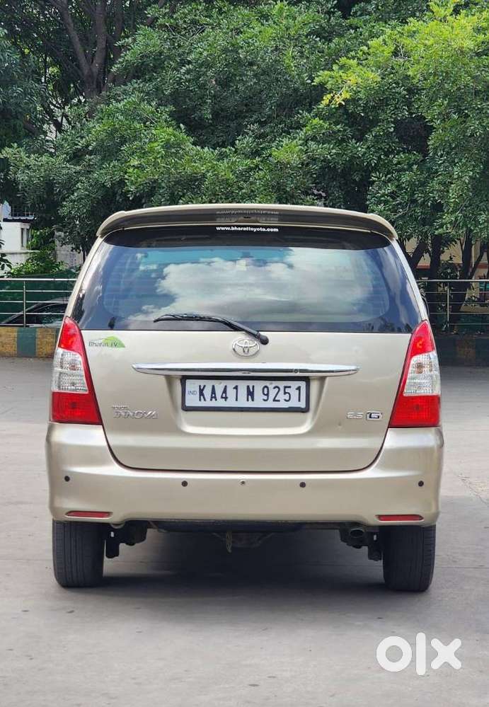 Toyota Innova 2.0 Gx 8 Seater Bs Iv, 2011, Diesel
