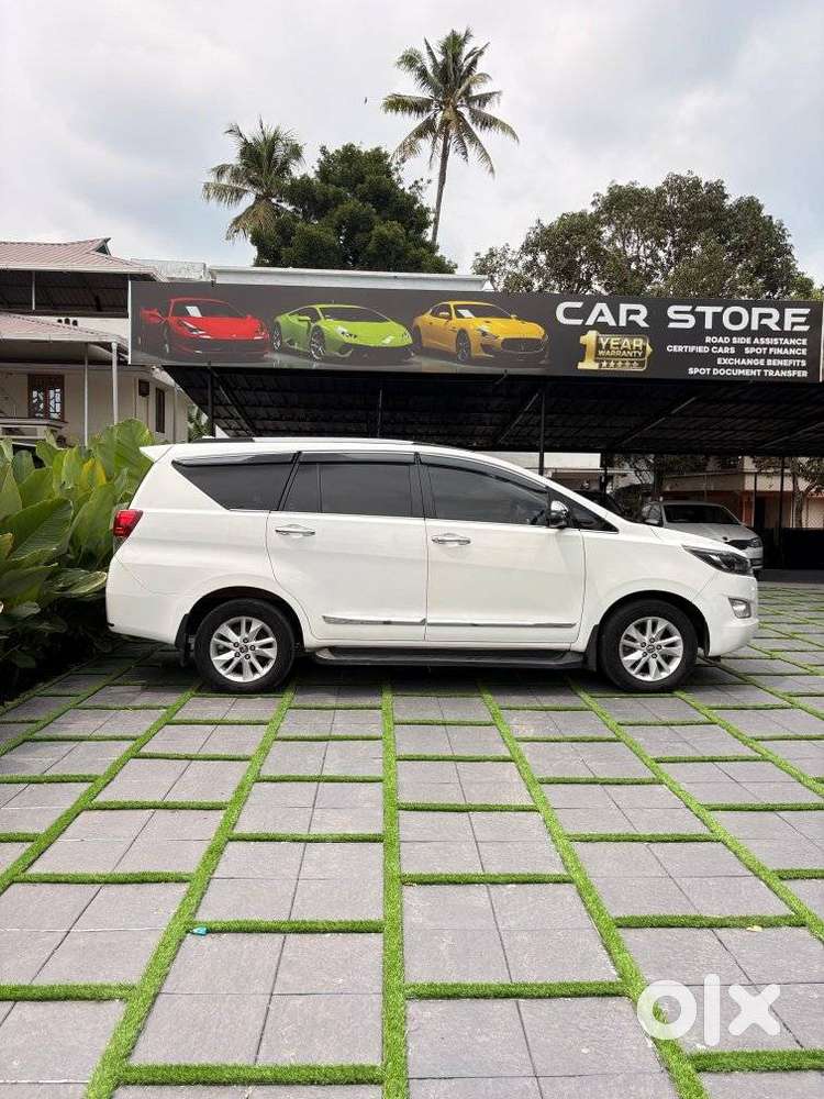 Toyota Innova Crysta 2.4 V 8 Str, 2018, Diesel