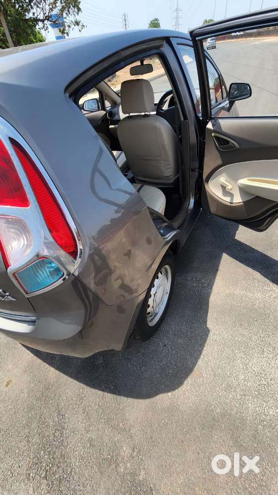 Chevrolet Sail U-va 1.2 Base, 2013, Petrol