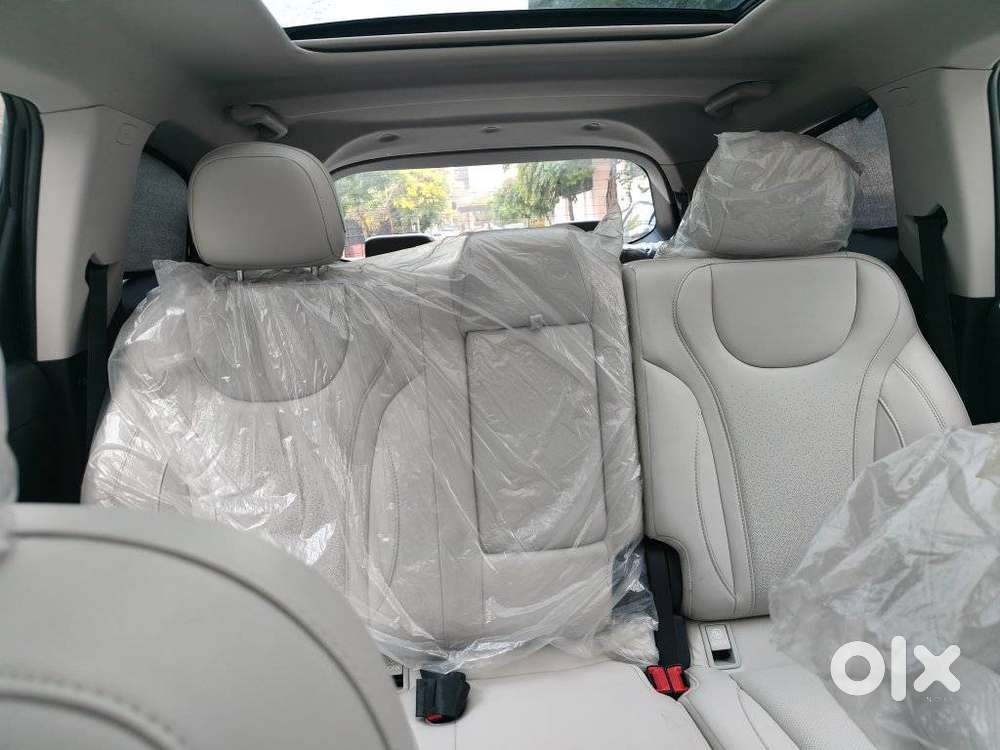Mahindra Xuv700 2.2 Ax 7 Diesel Mt Str, 2024, Diesel