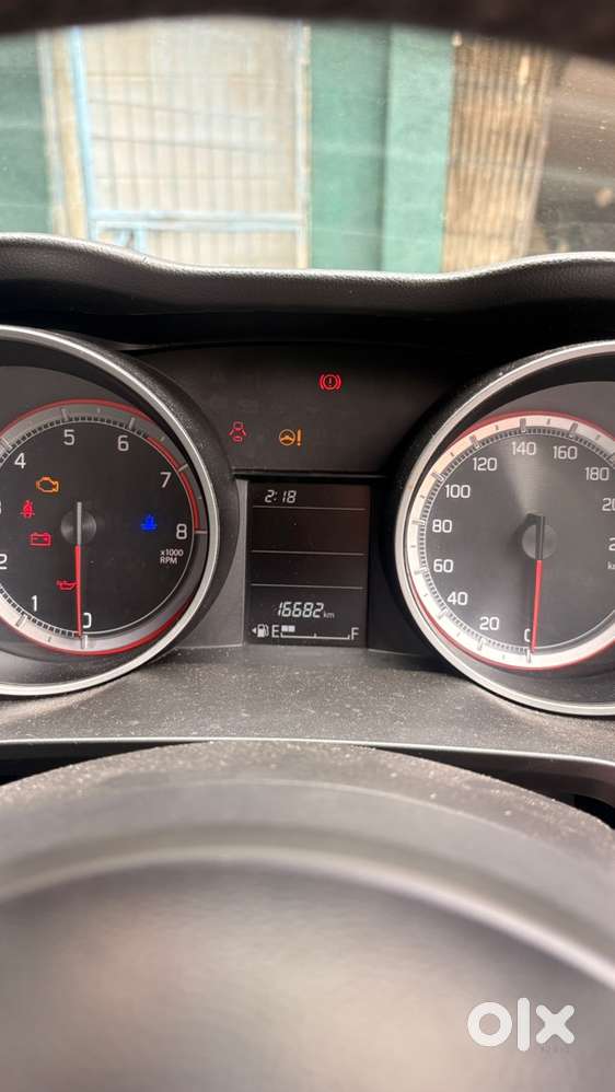 Maruti Swift Vxi Petrol 2022