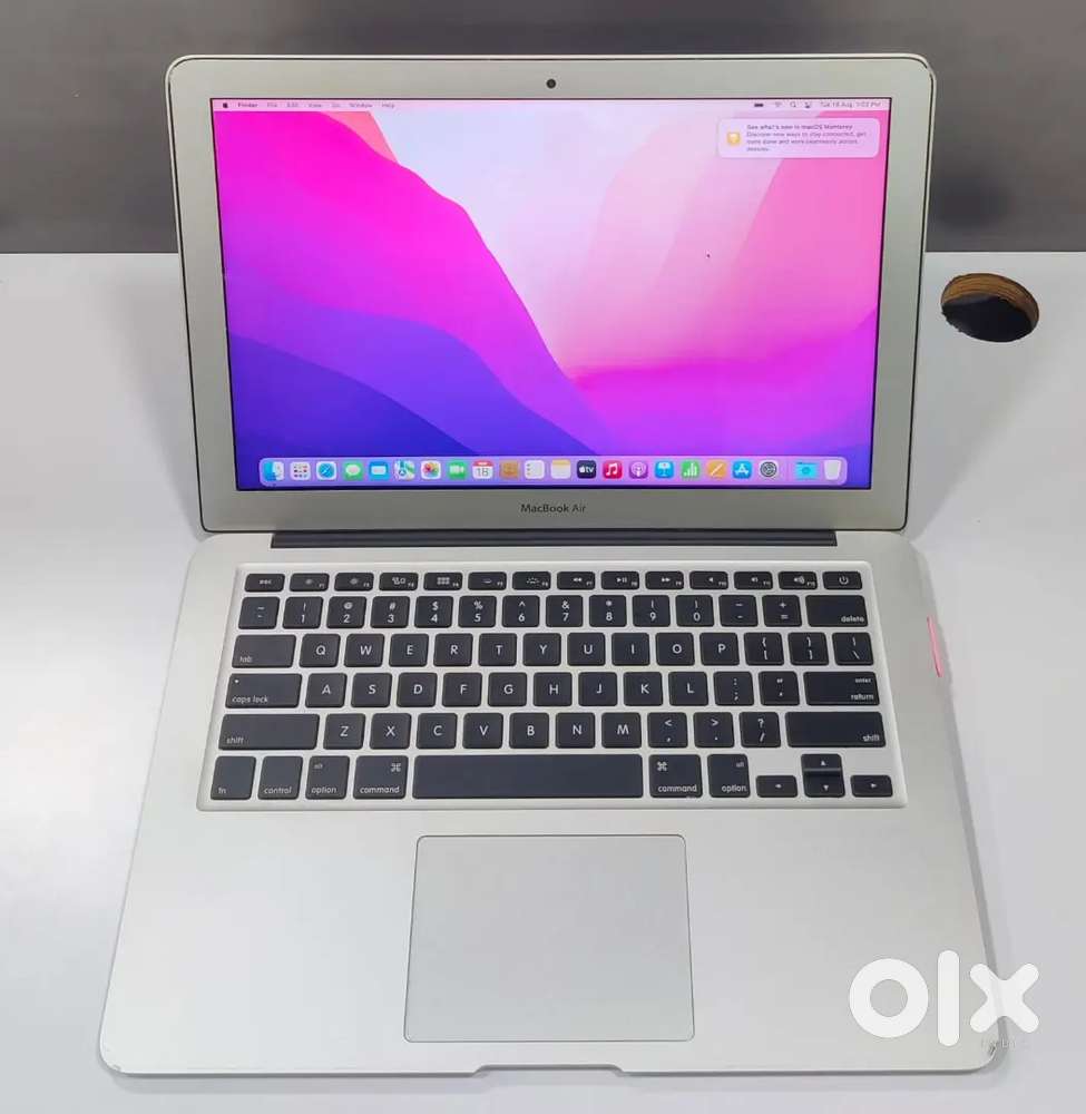 Apple MacBook Air 2017 13.3 i5 8GB RAM  128GB SSD