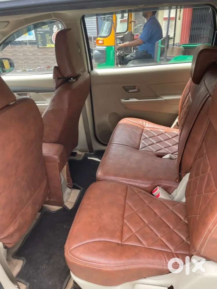 Maruti Suzuki Ertiga Vxi 2025