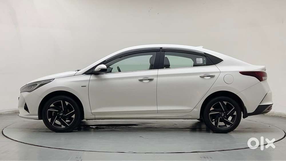 Hyundai Verna 1.5 Sx (o) Vtvt Ivt, 2021, Petrol