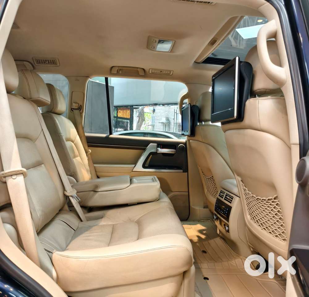 Toyota Land Cruiser [2015-2020] 4.5 Vx Lc 200, 2019, Diesel