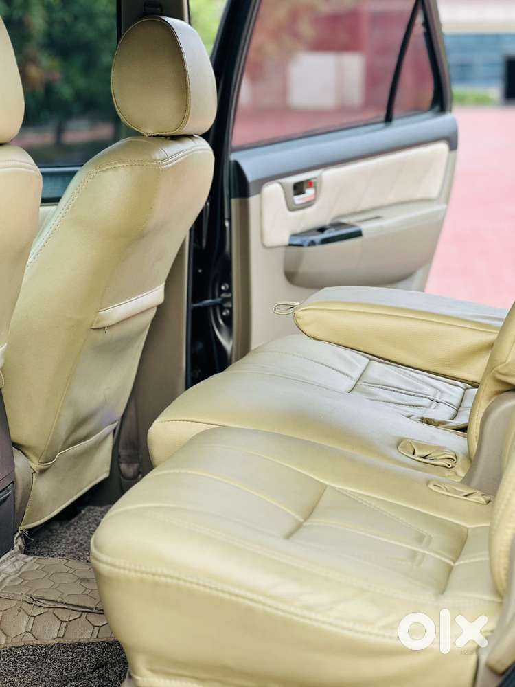 Toyota Fortuner 3.0 4x2 Mt, 2012, Diesel