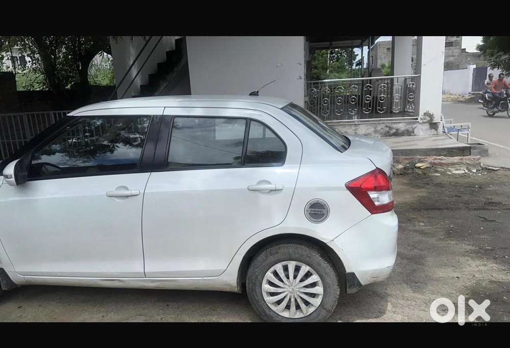Maruti Suzuki Dzire 2015 Diesel 128000 Km Driven