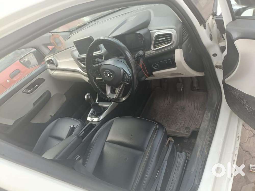 Tata Altroz 2022 Petrol Well Maintained