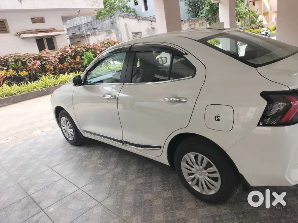 Maruti Dzire 1.2 Lxi 2025