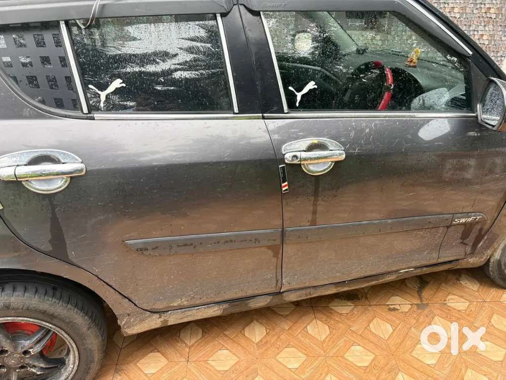 Maruti Swift 2016 1.2 Vxi.   Army Person