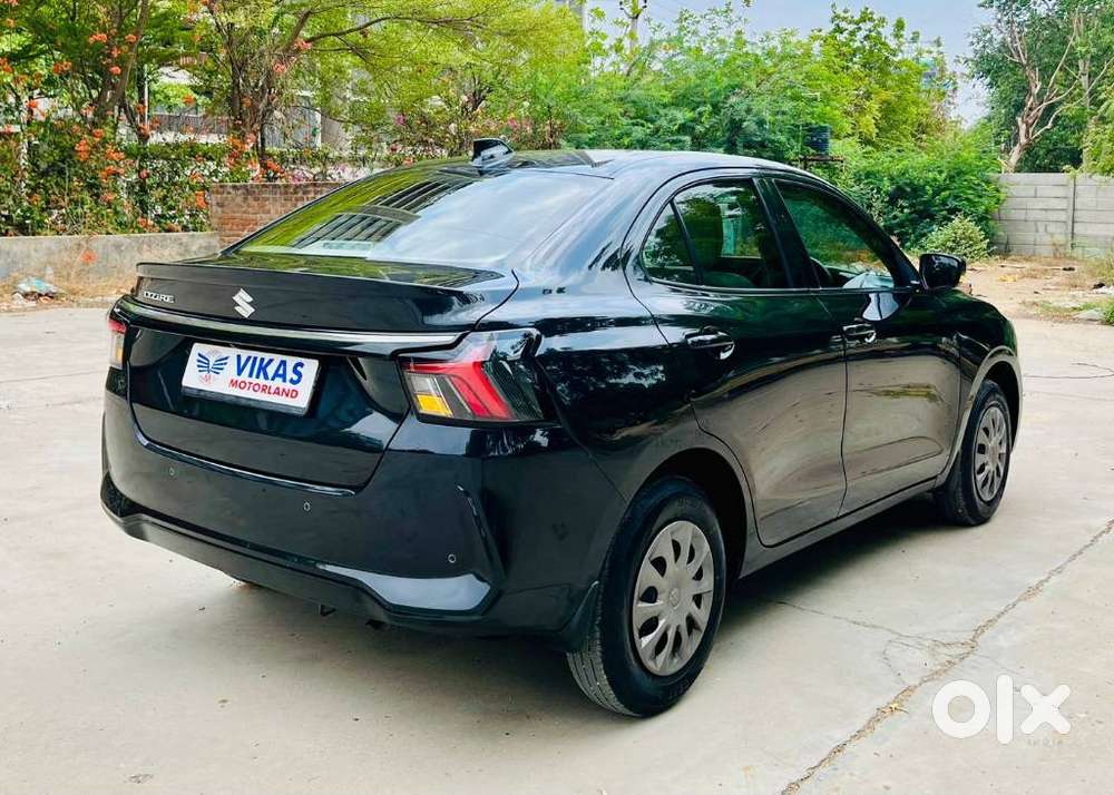 Maruti Suzuki Dzire 1.2 Vxi Amt, 2025, Petrol
