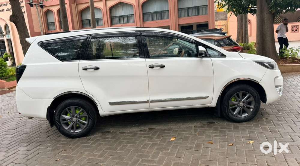 Toyota Innova Crysta 2018 Km Driven