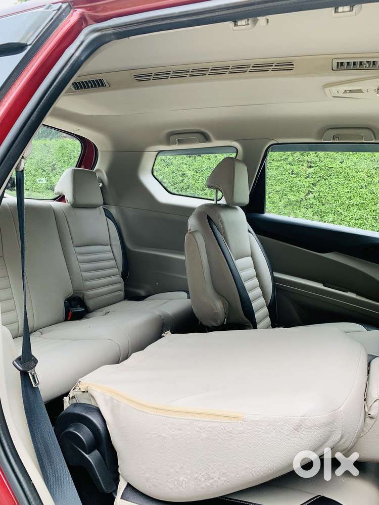 Mahindra Marazzo M2, 2018, Diesel