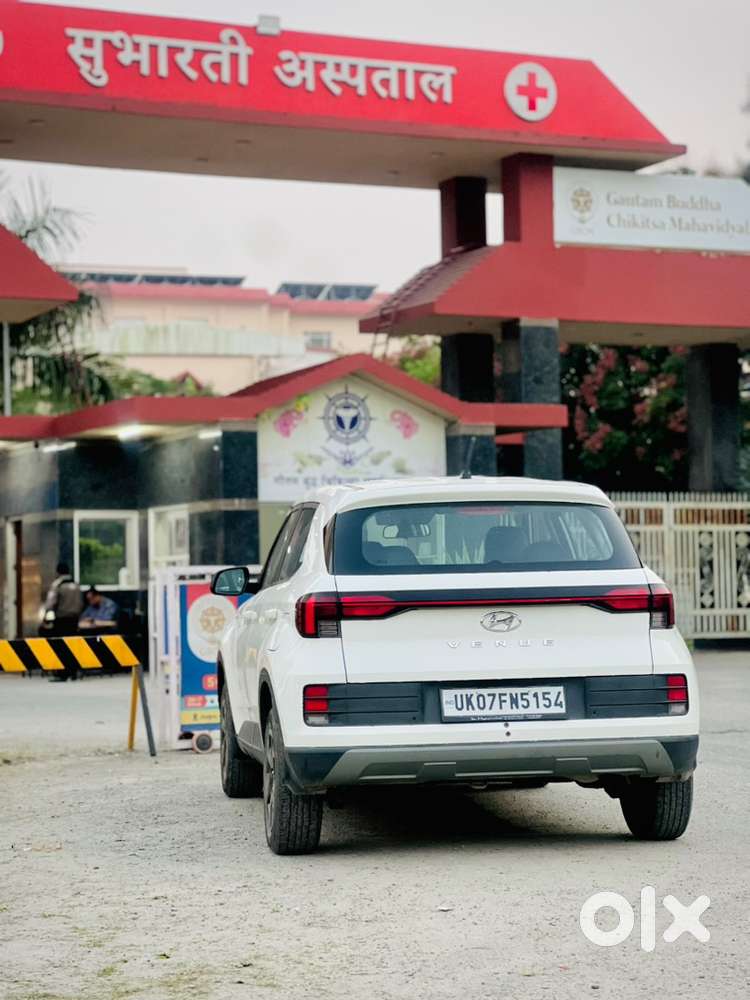 Hyundai Venue 2023 Petrol