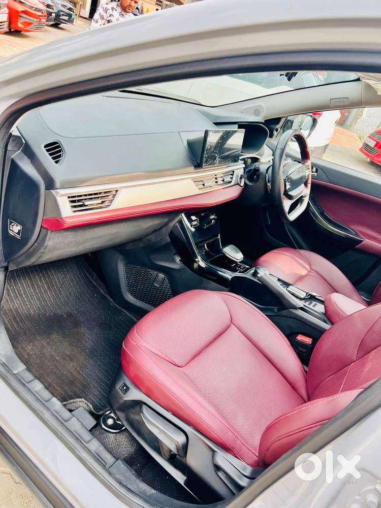 Tata Curvv Accomplished S 1.2 Revotron Petrol 7dca, 2025, Petrol