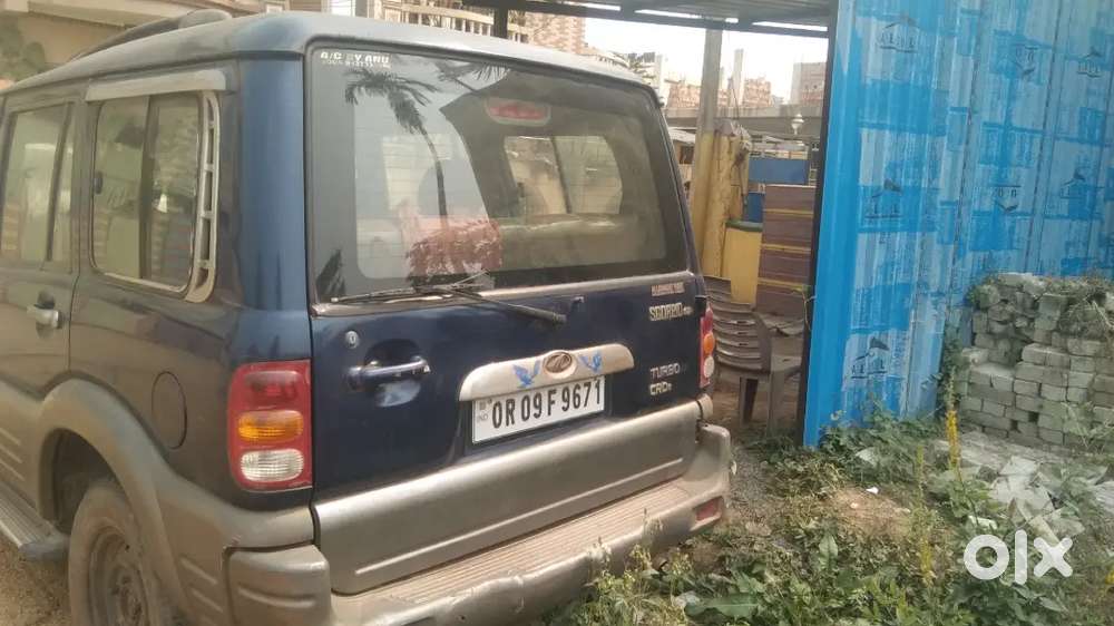 Mahindra Scorpio 2005