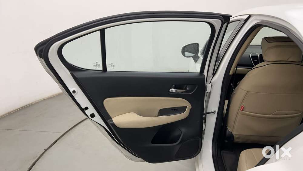 Honda City I-vtec V, 2022, Petrol