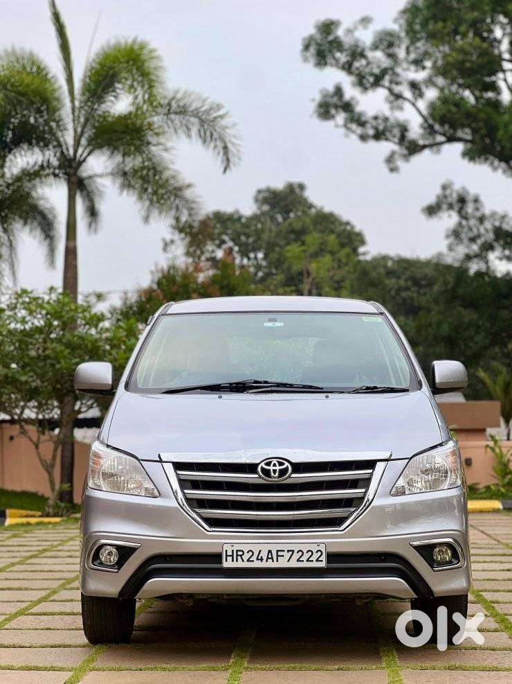 Toyota Innova 2.5 Gx (diesel) 8 Seater, 2015