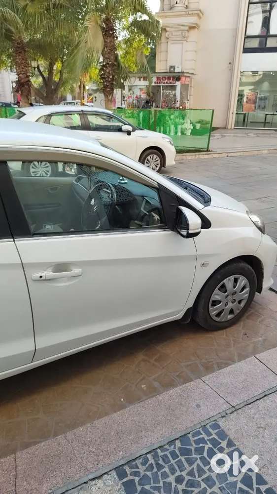 Honda Amaze 2017 Petrol 67452 Km Driven