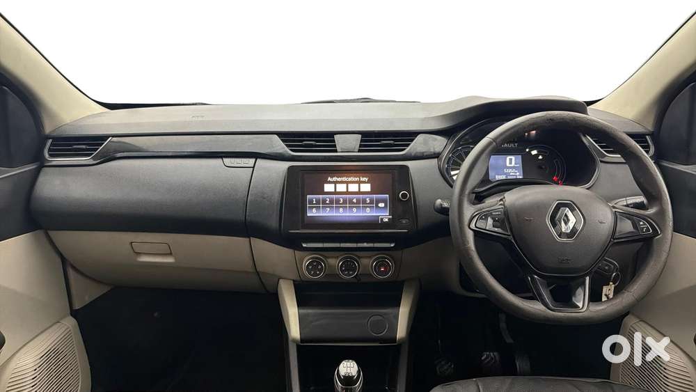 Renault Triber Rxt, 2022, Petrol
