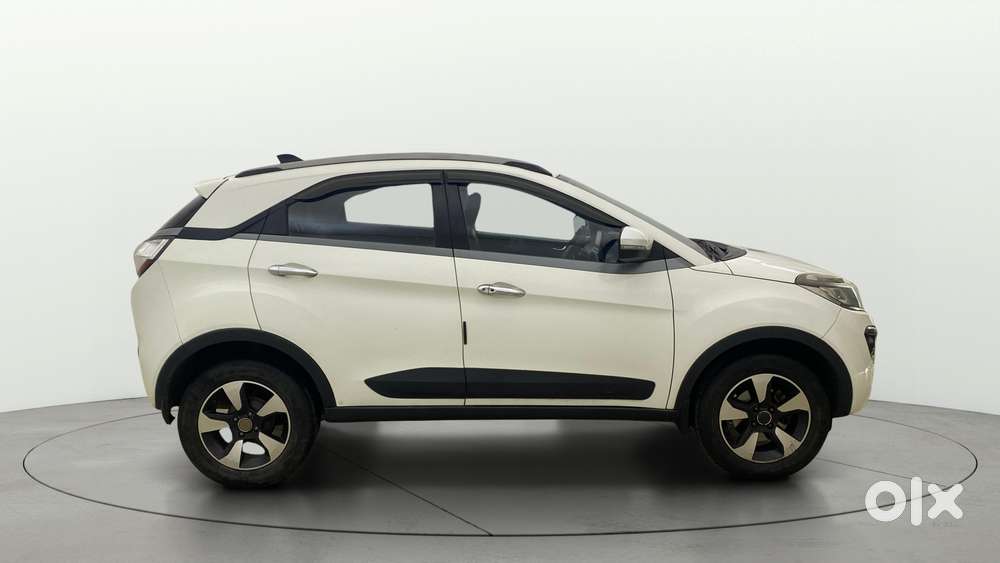 Tata Nexon 1.2 Revotron Xza Plus, 2019, Petrol
