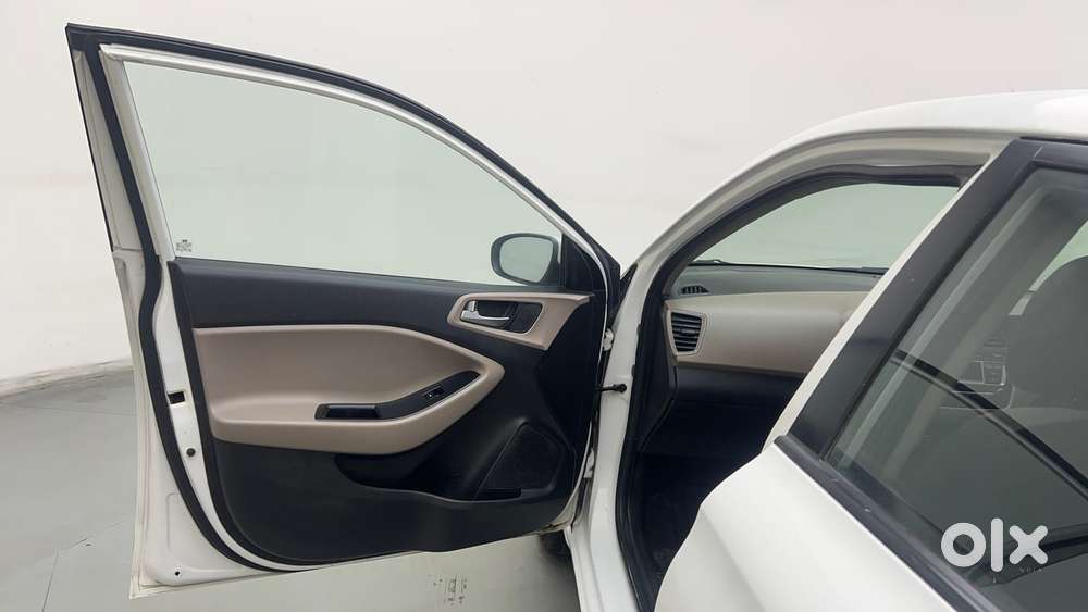 Hyundai Elite I20 [ ] 1.2 Sportz, 2015, Petrol