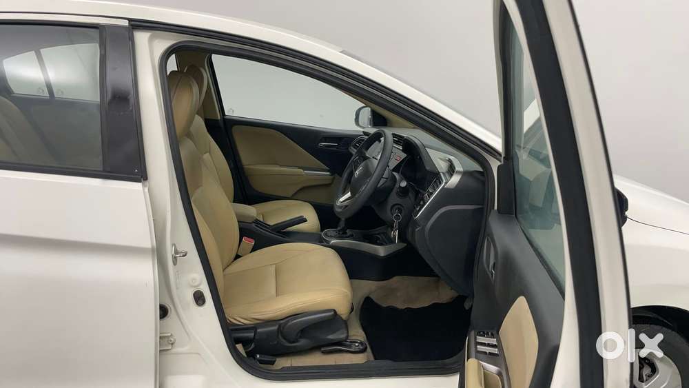Honda City I-vtec S, 2015, Petrol