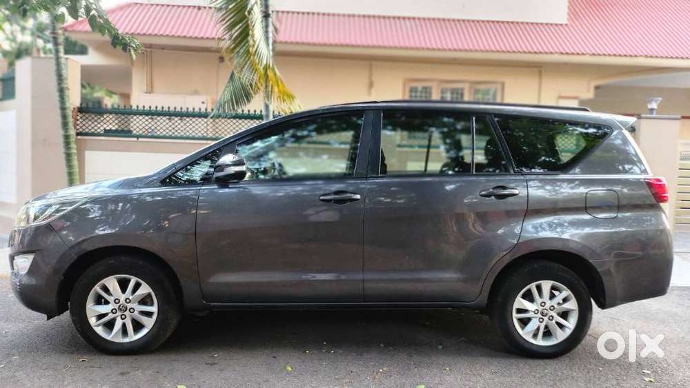 Toyota Innova Crysta 2.8 Gx At, 2016, Diesel