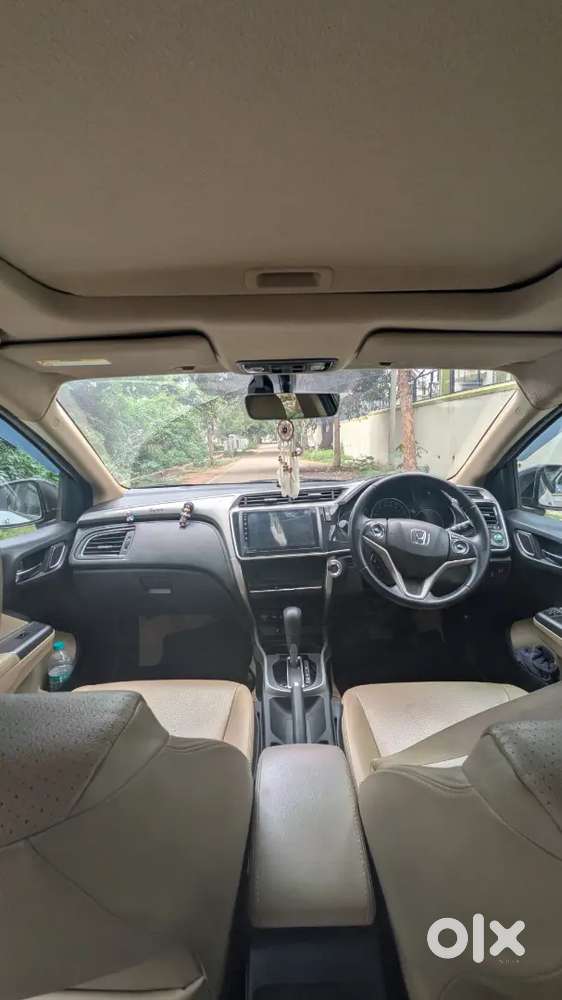 Honda City Zx 2018 Cvt Automatic.fully Showroom Maintenance Vehicle