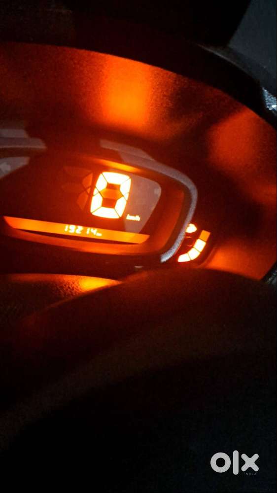 High Maintained 19000 Km Run Renault Kwid Rxt,petrol