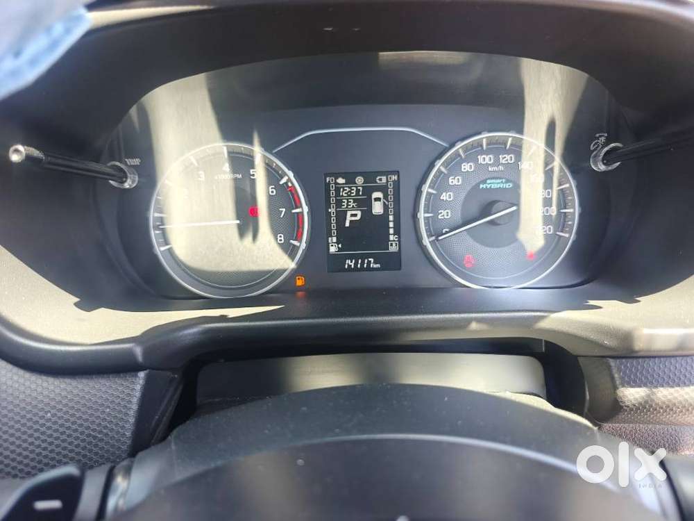 Maruti Suzuki Brezza 1.5 Vxi At Smart Hybrid, 2024, Petrol