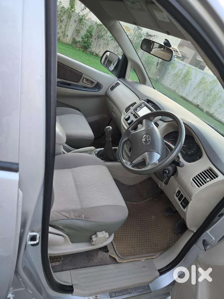 Toyota Innova Diesel 2012