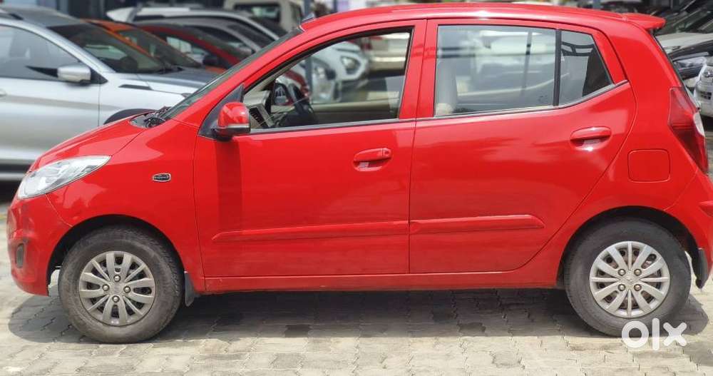 Hyundai I10 Sportz At, 2013, Petrol