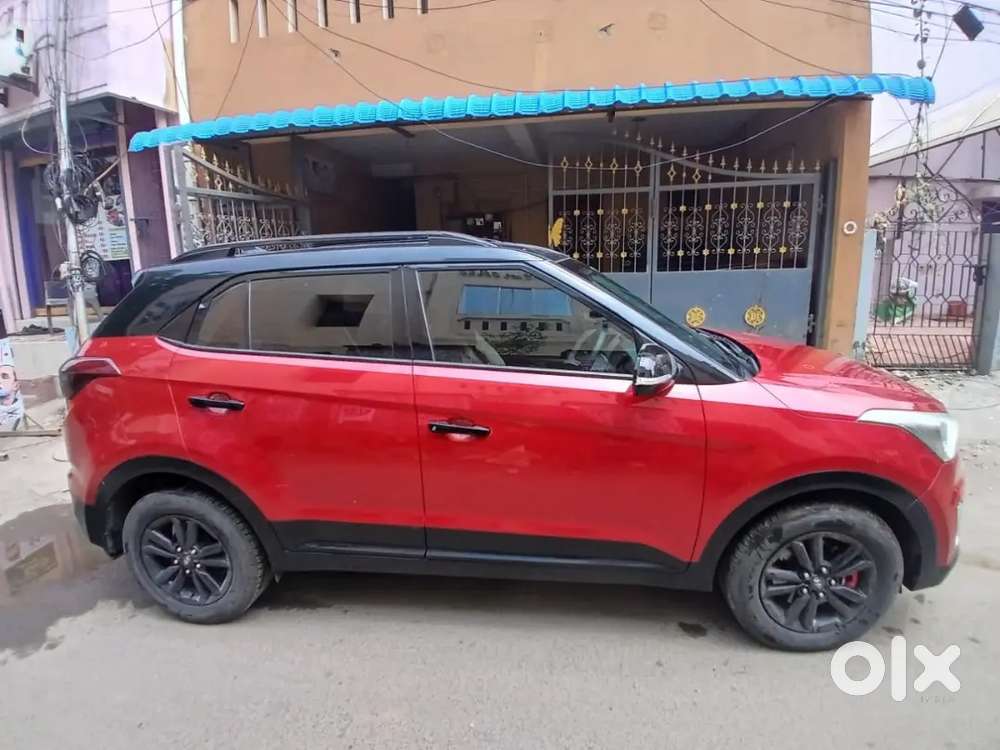 Hyundai Creta 2017 Petrol Showroom Maintained