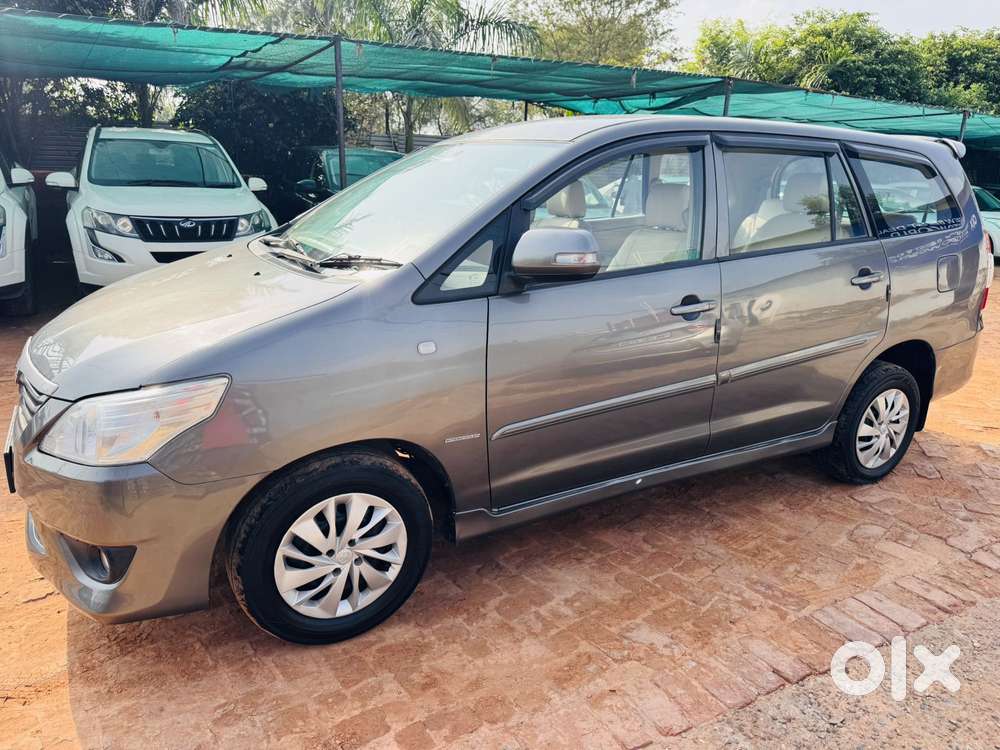 Toyota Innova 2.5 G (diesel) 7 Seater, 2013, Diesel