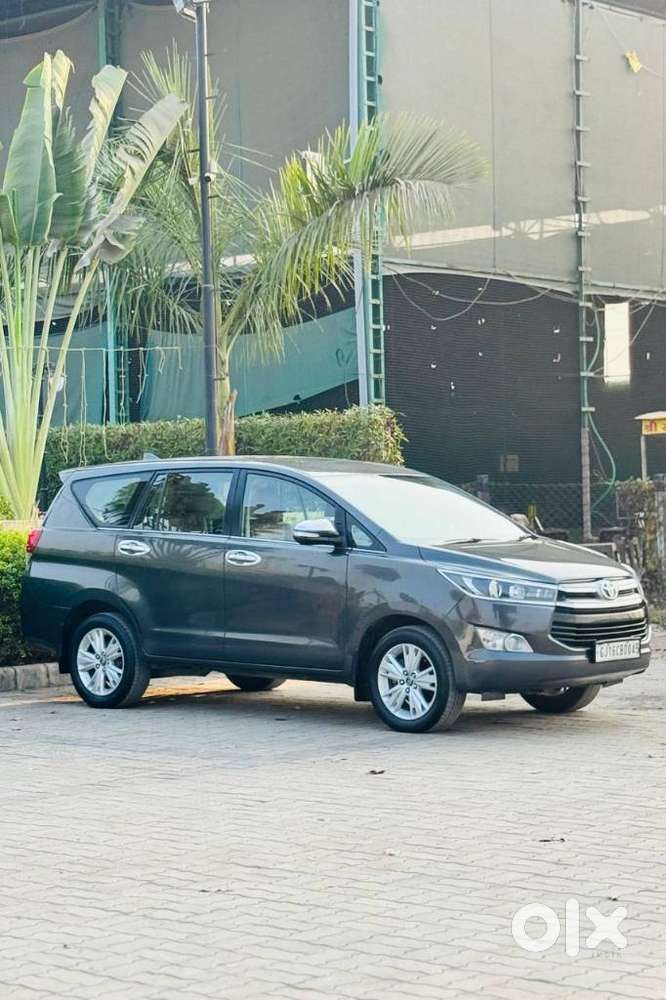 Toyota Innova Crysta 2.8 Z, 2016, Diesel
