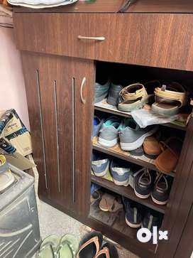 Olx wooden shoe deals rack