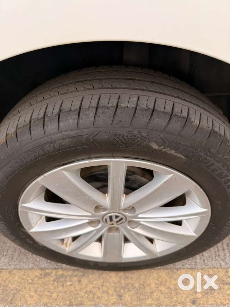 Volkswagen Vento 2010-2013 Petrol Highline At, 2015, Petrol