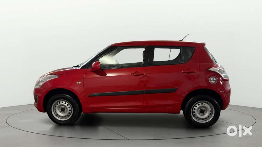 Maruti Suzuki Swift Lxi, 2016, Petrol