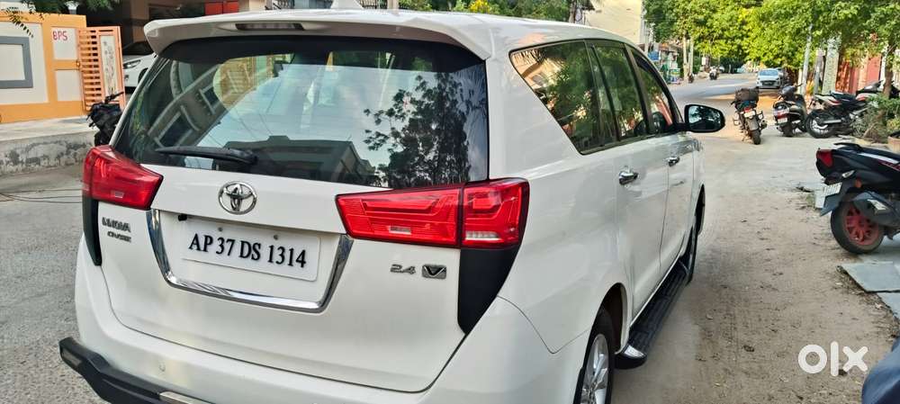 Toyota Innova Crysta 2.4 V 7 Str, 2018, Diesel