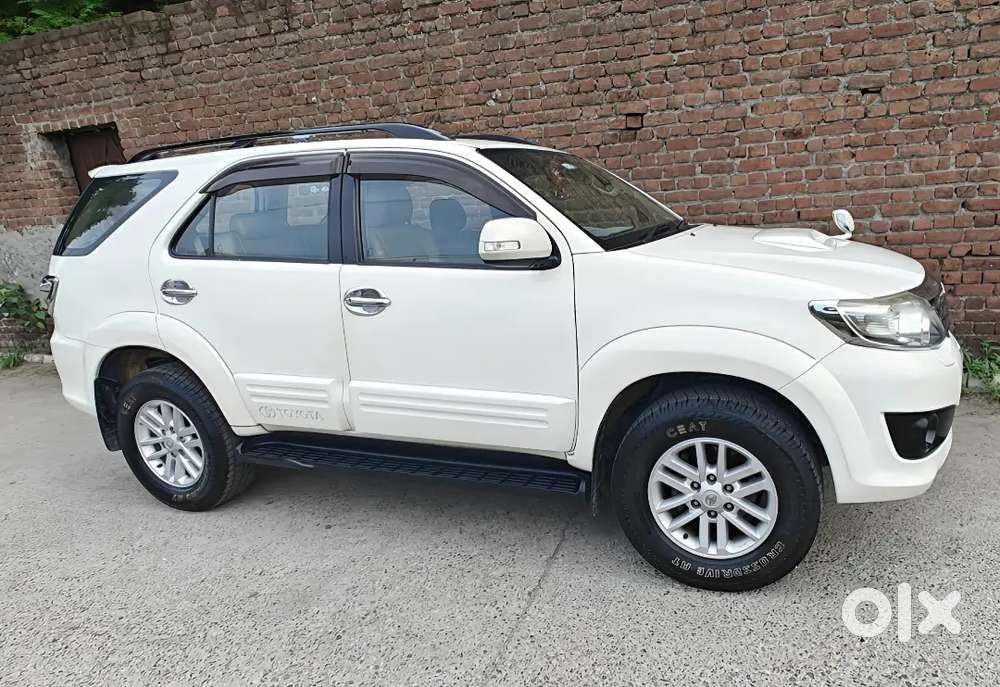 Toyota Fortuner 3.0 2012 Automatic Diesel With Company Record