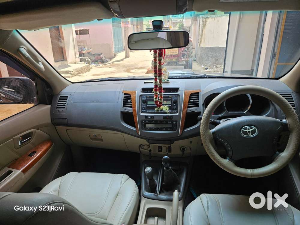 Toyota Fortuner 3.0 4x4 Manual, 2010, Diesel