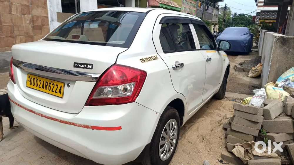 Maruti Suzuki Dzire Tour 2018