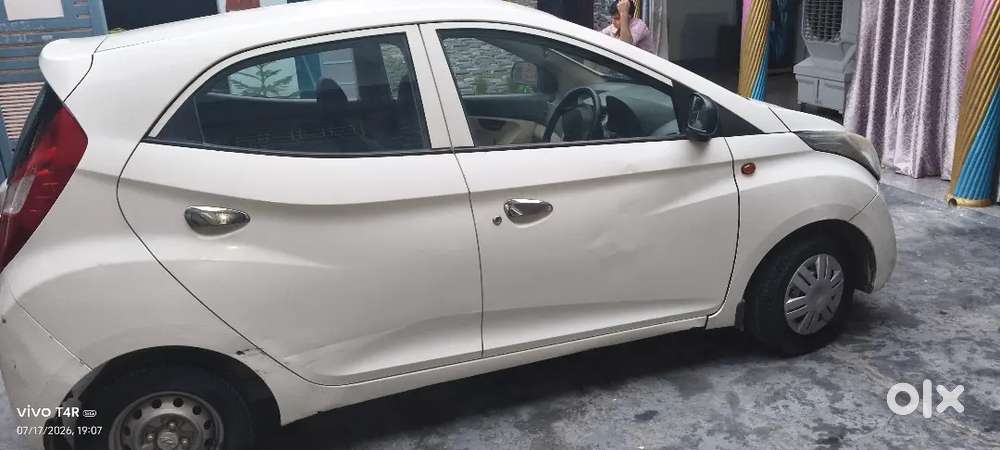 Hyundai Eon 2013 Petrol Well Maintained