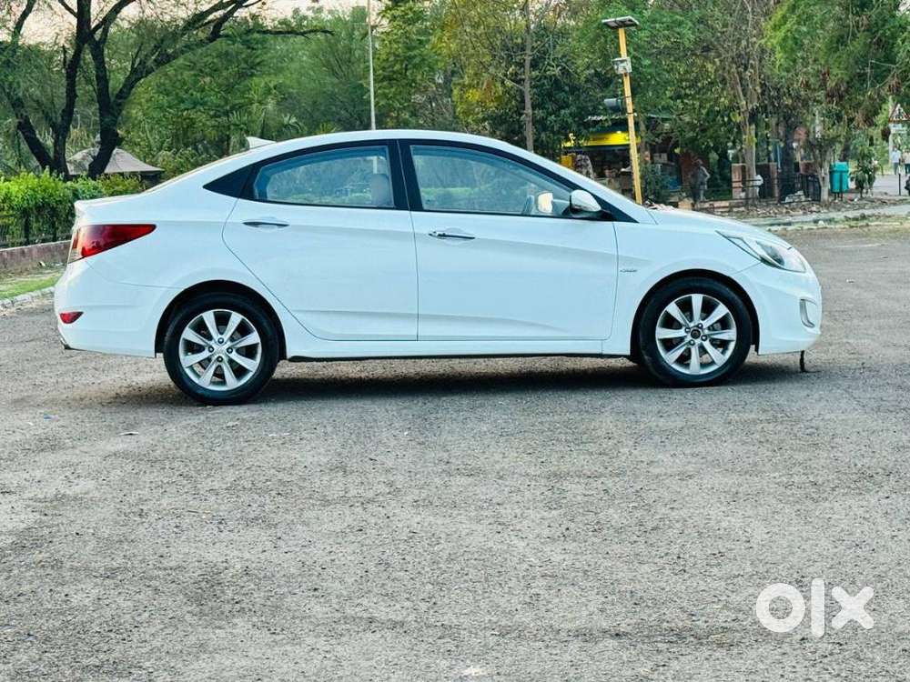 Hyundai Verna Fluidic 1.6 Crdi Sx Opt, 2012, Diesel