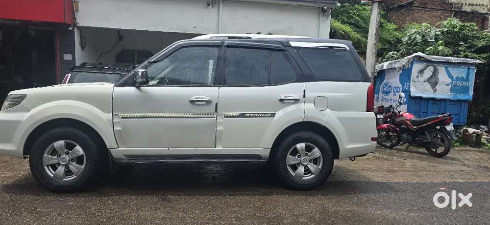Tata Safari Storme 2014 Manual Diesel